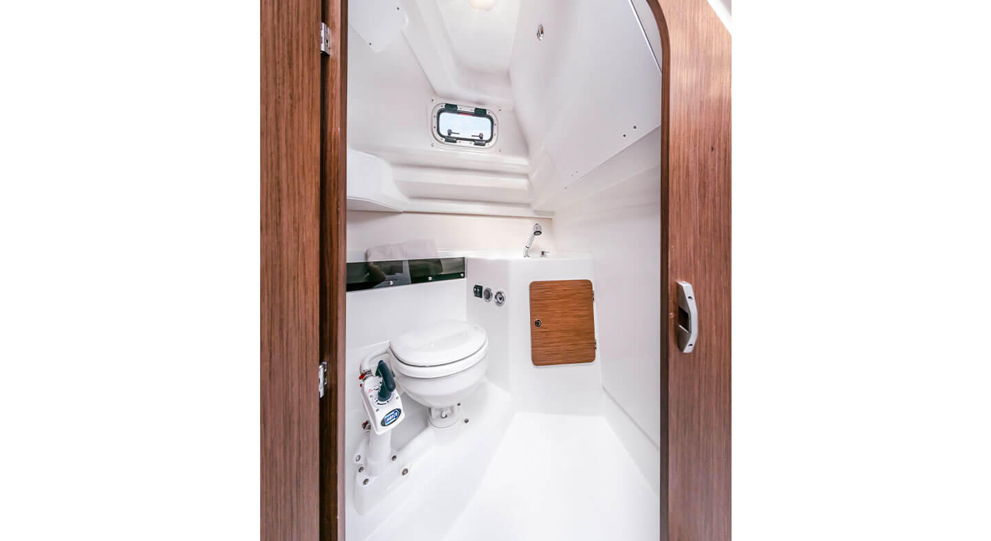 Beneteau Antares 8 | 23