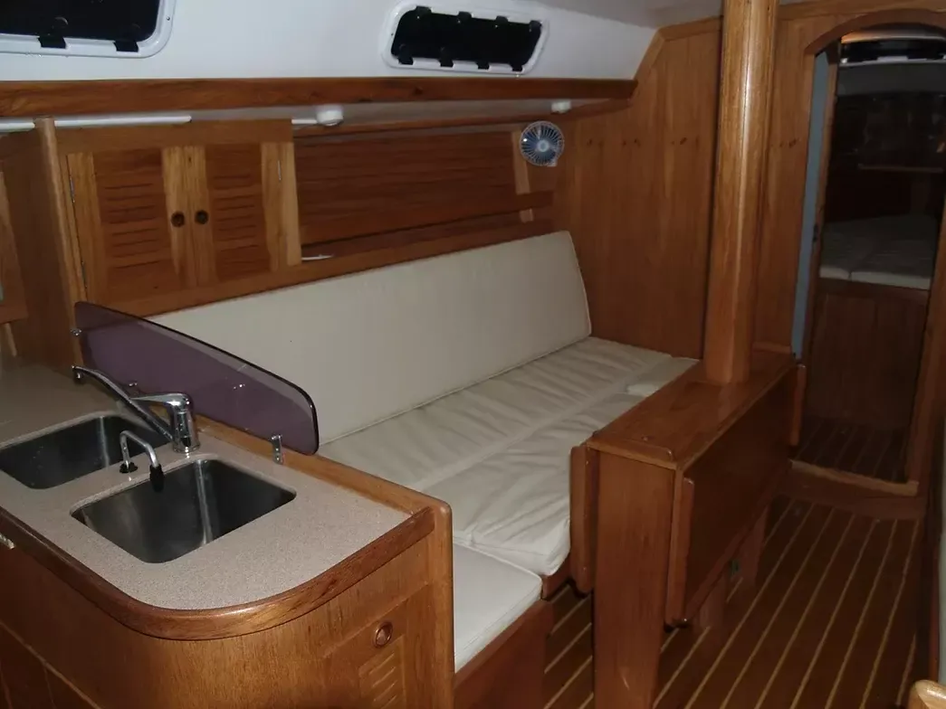 Custom Built 36 | Isabel