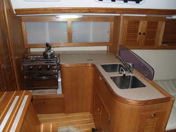 Custom Built 36 | Isabel