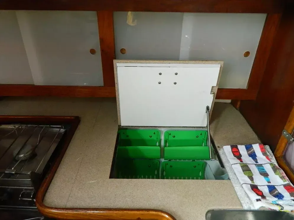 Custom Built 36 | Isabel