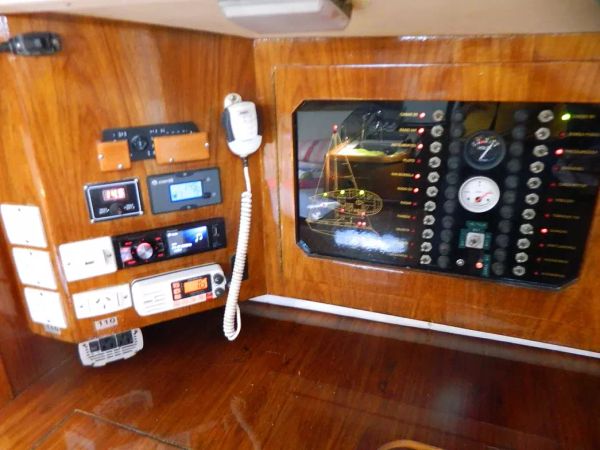 Custom Built 36 | Isabel