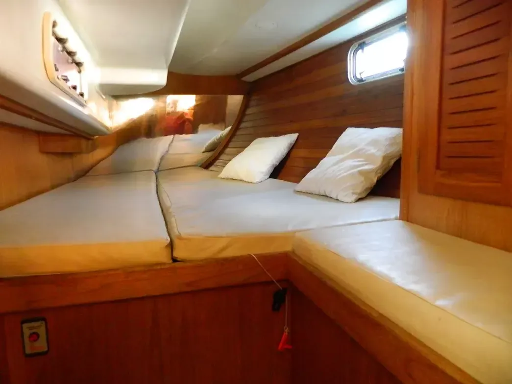 Custom Built 36 | Isabel