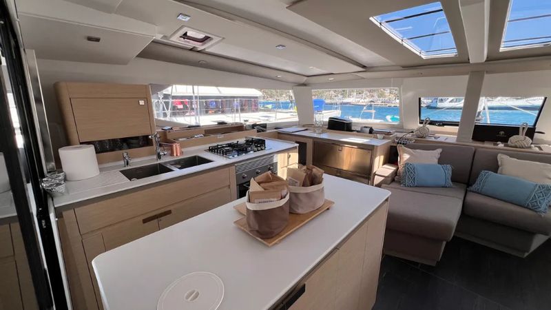 Fountaine Pajot Aura 51 | My Precious E