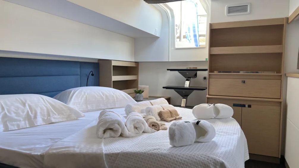 Fountaine Pajot Aura 51 | My Precious E