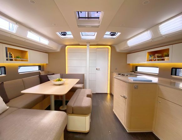 Dufour 41 | Equilibrium