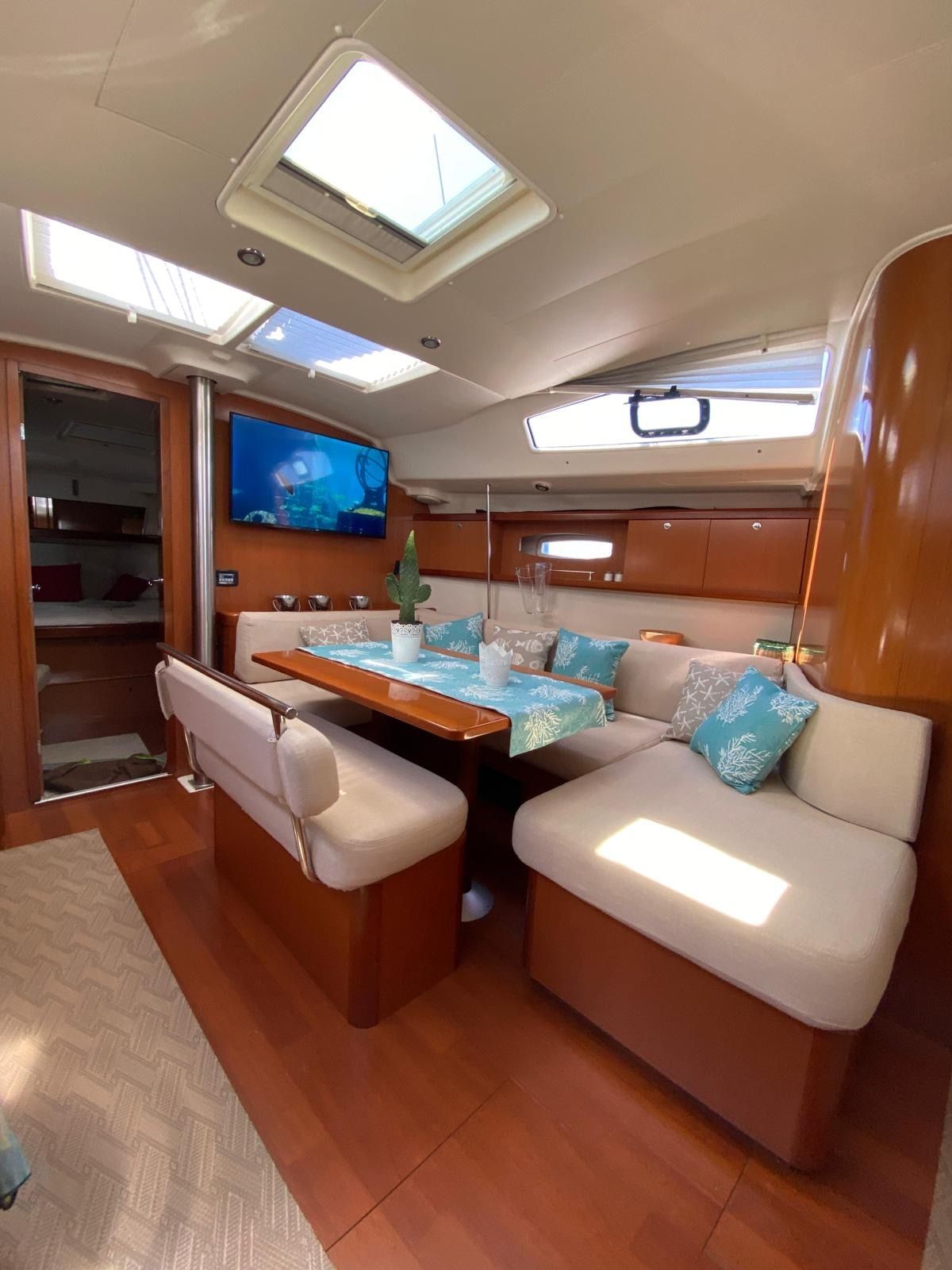 Beneteau Oceanis 43 | Wind Dancer