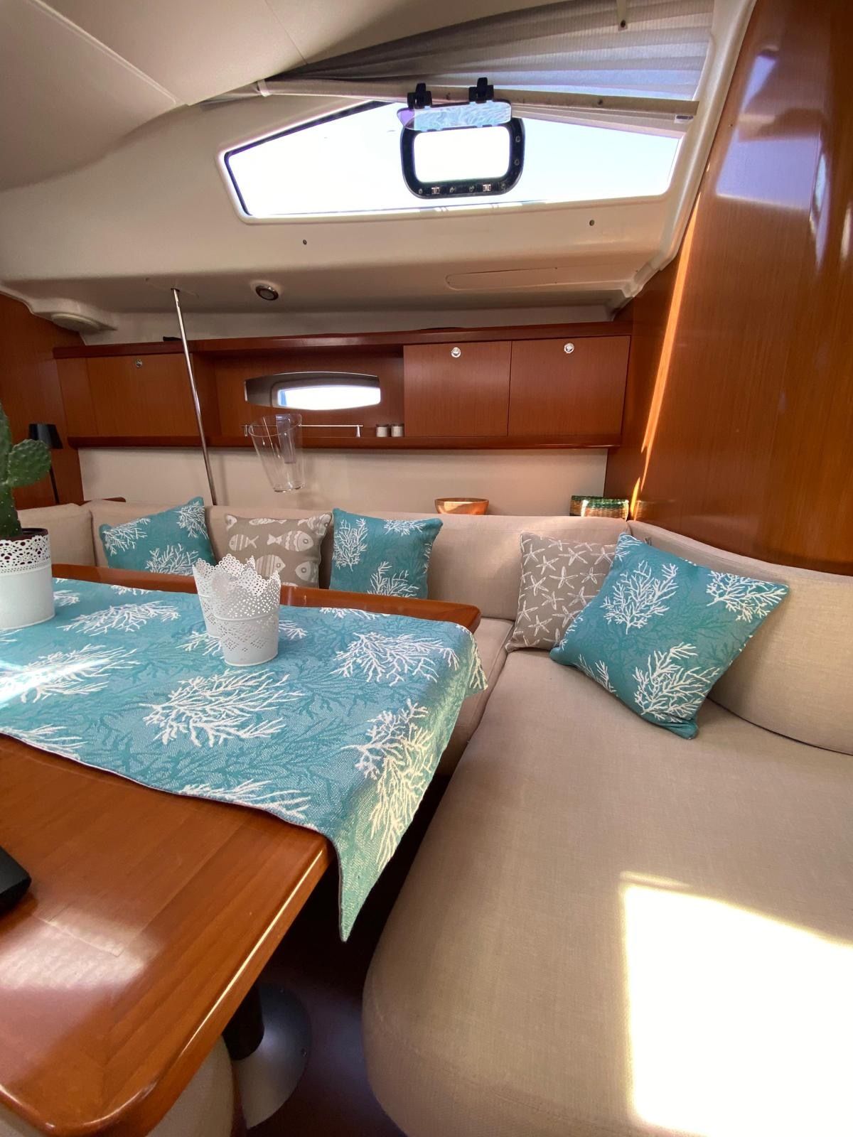 Beneteau Oceanis 43 | Wind Dancer