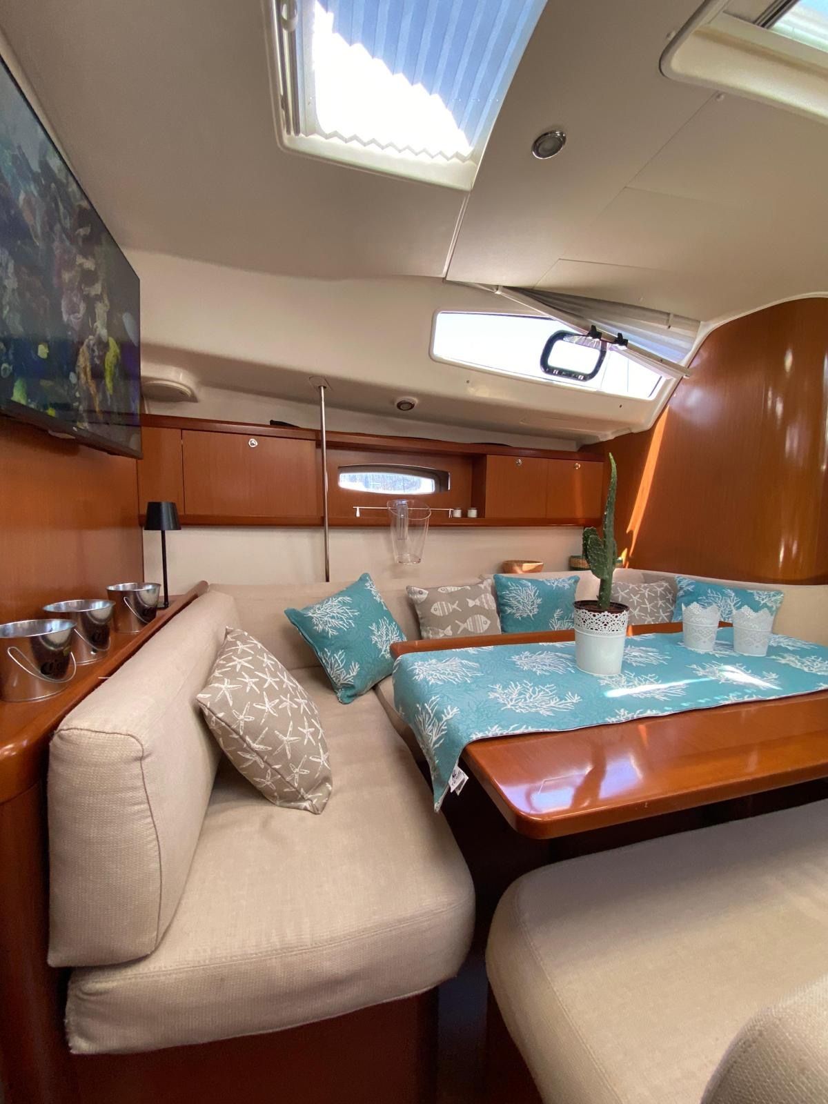 Beneteau Oceanis 43 | Wind Dancer