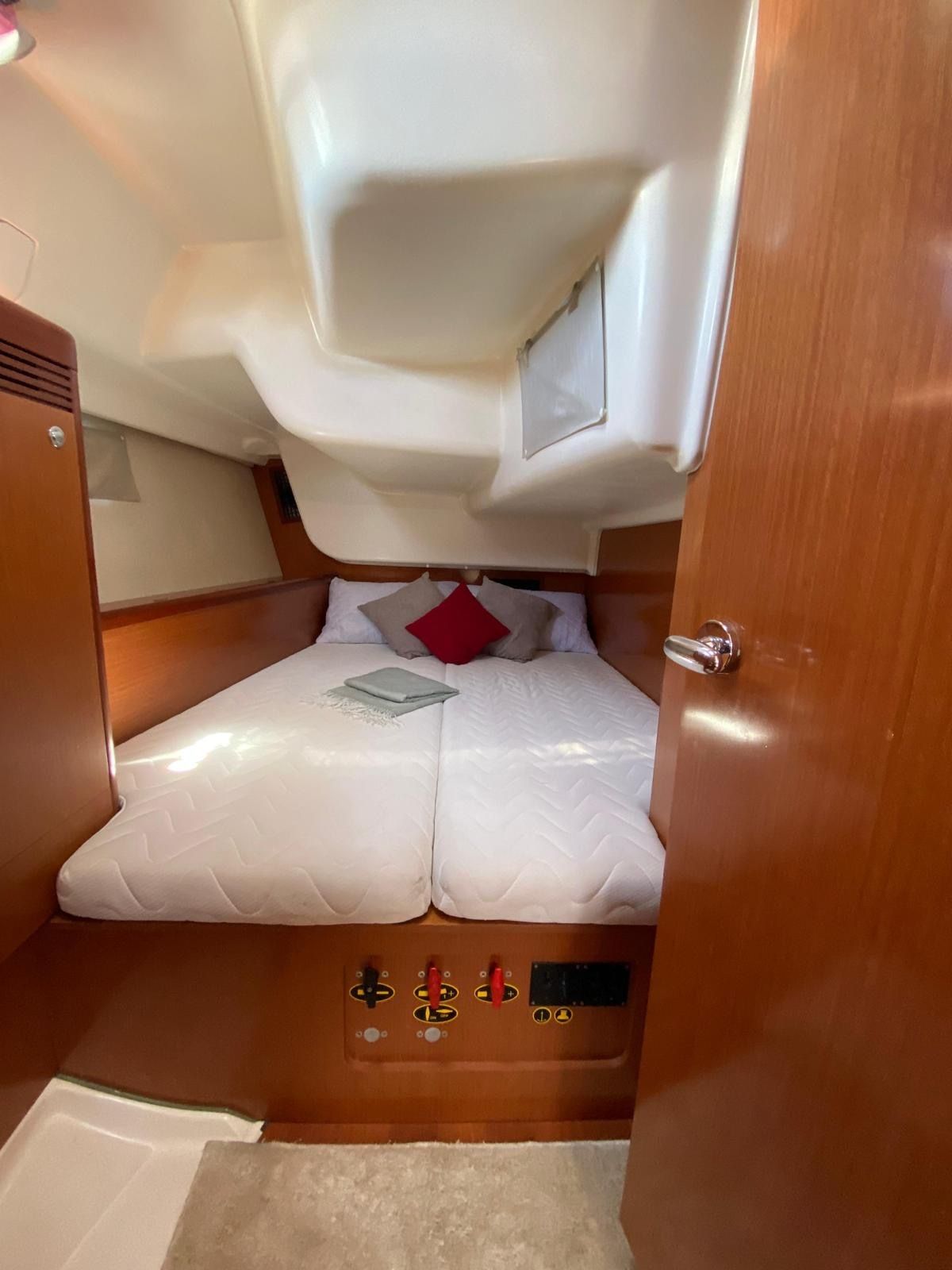 Beneteau Oceanis 43 | Wind Dancer