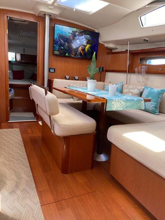 Beneteau Oceanis 43 | Wind Dancer