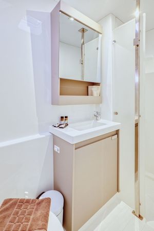 Fountaine Pajot Aura 51 | Dione 2