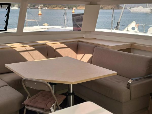 Fountaine Pajot Tanna 47 | Blue Angel