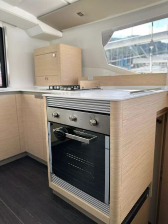 Fountaine Pajot Tanna 47 | Blue Angel