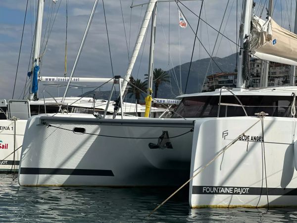 Fountaine Pajot Tanna 47 | Blue Angel