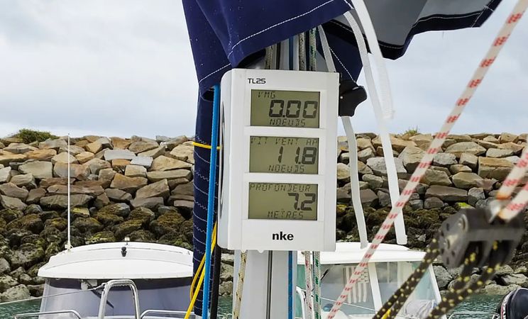 Beneteau First 27.7 | Flashe