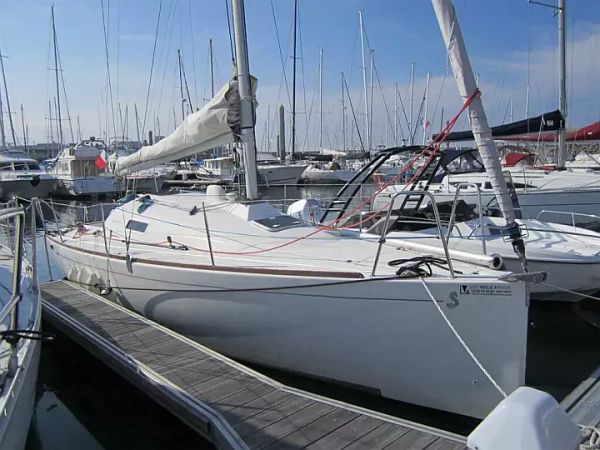 Beneteau First 27.7 | Flashe