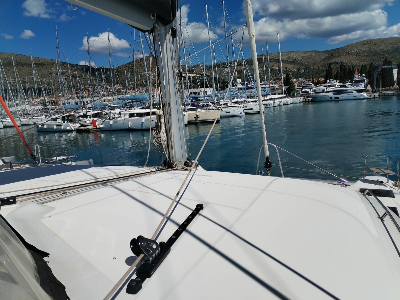 Lagoon 51 | All for Love