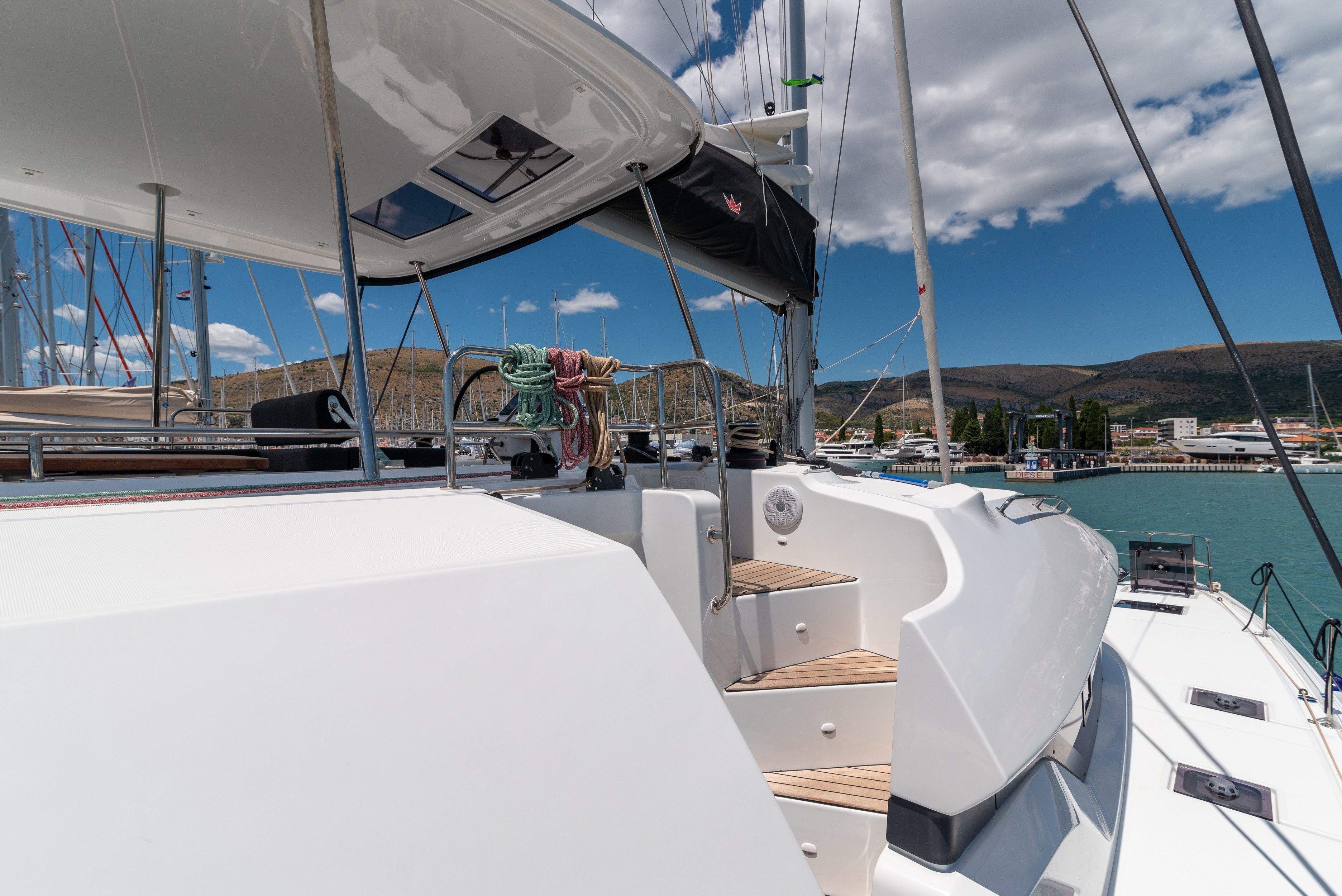 Lagoon 51 | All for Love