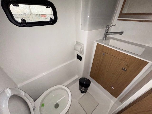 Bali Catspace | Sapphire