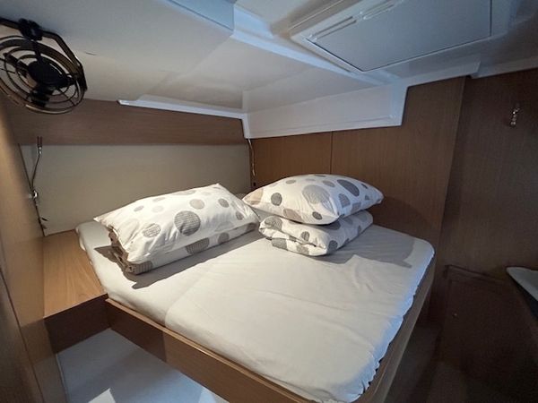 Bali Catspace | Sapphire