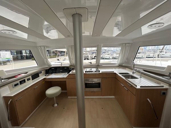 Bali Catspace | Sapphire