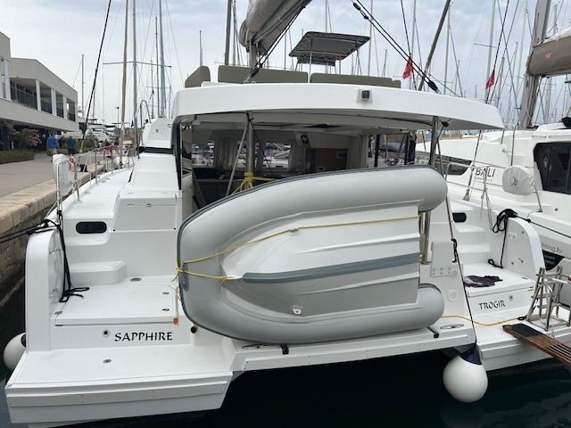 Bali Catspace | Sapphire