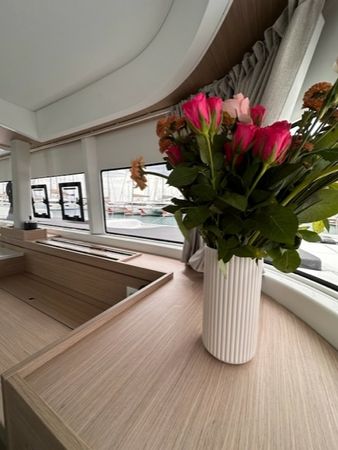 Lagoon 43 | Bunga Bunga