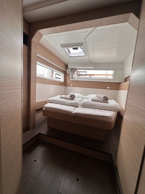 Lagoon 43 | Bunga Bunga