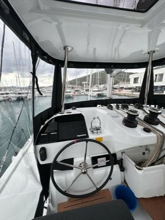 Lagoon 43 | Bunga Bunga