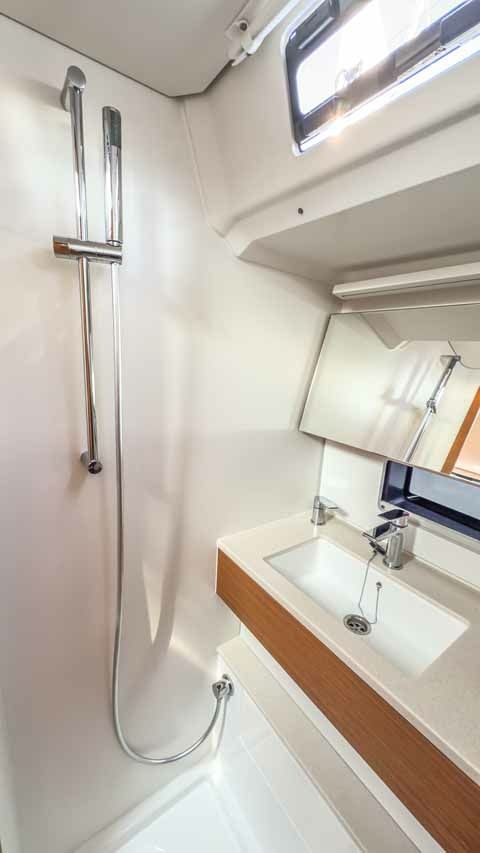 Dufour 41 | Nine to Five