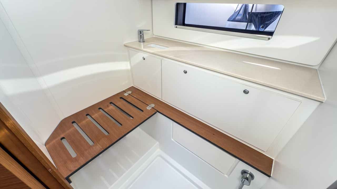 Dufour 41 | Nine to Five