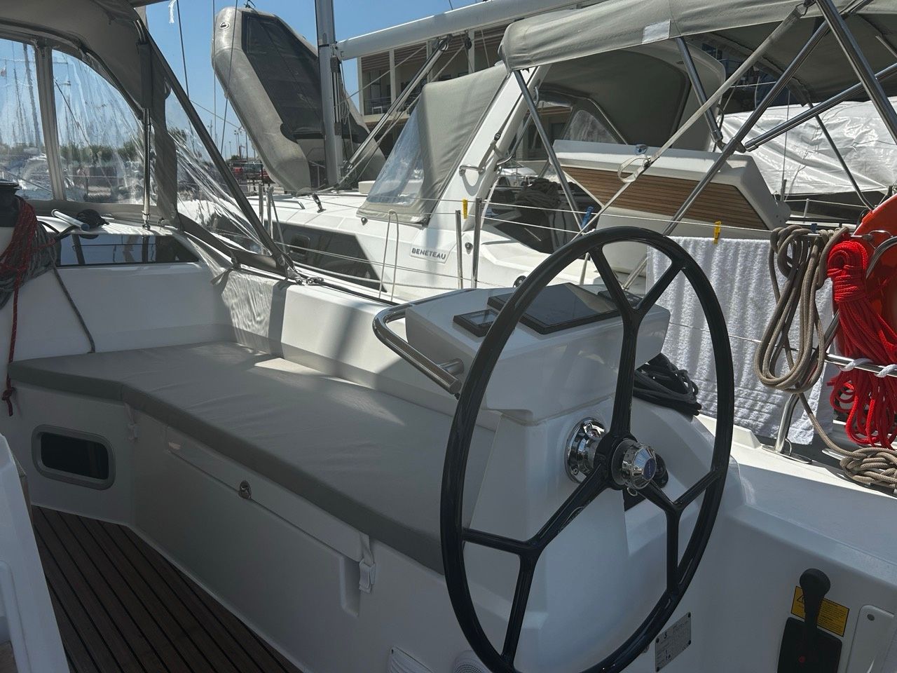Beneteau Oceanis 37.1 | Piperi
