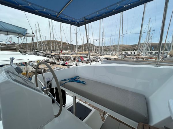 Fountaine Pajot Astrea 42 | Mae Fee
