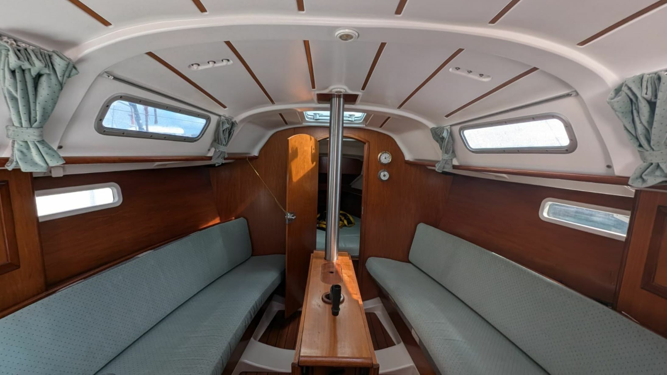 Beneteau Oceanis Clipper 311 | Eole