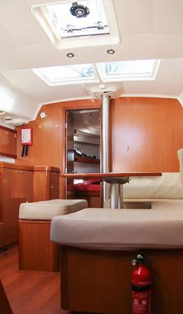 Beneteau Oceanis 40 | Tizef