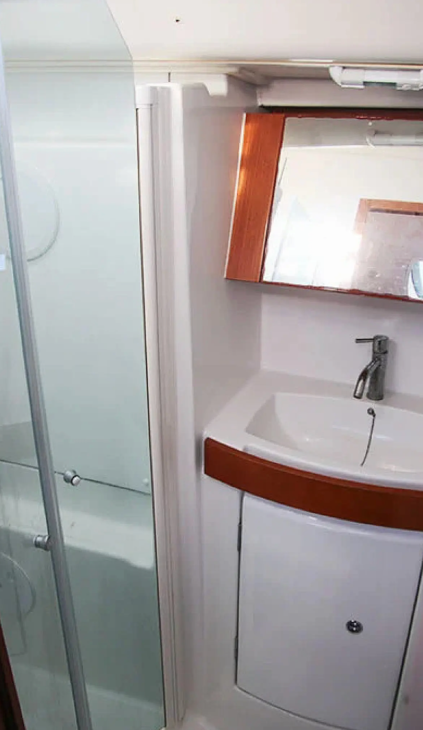 Beneteau Oceanis 40 | Tizef