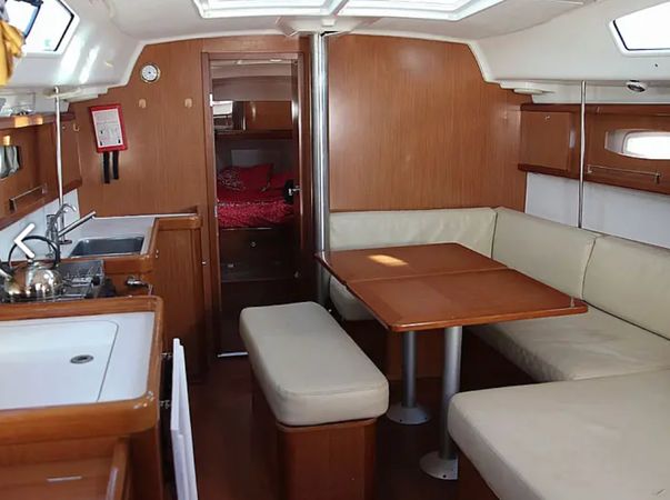 Beneteau Oceanis 40 | Tizef