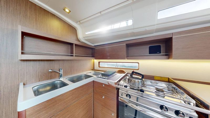 Beneteau Oceanis 40.1 | Tagada 4