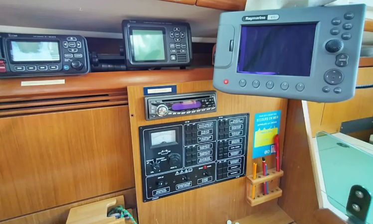 Jeanneau Sun Odyssey 32i | Jami 3