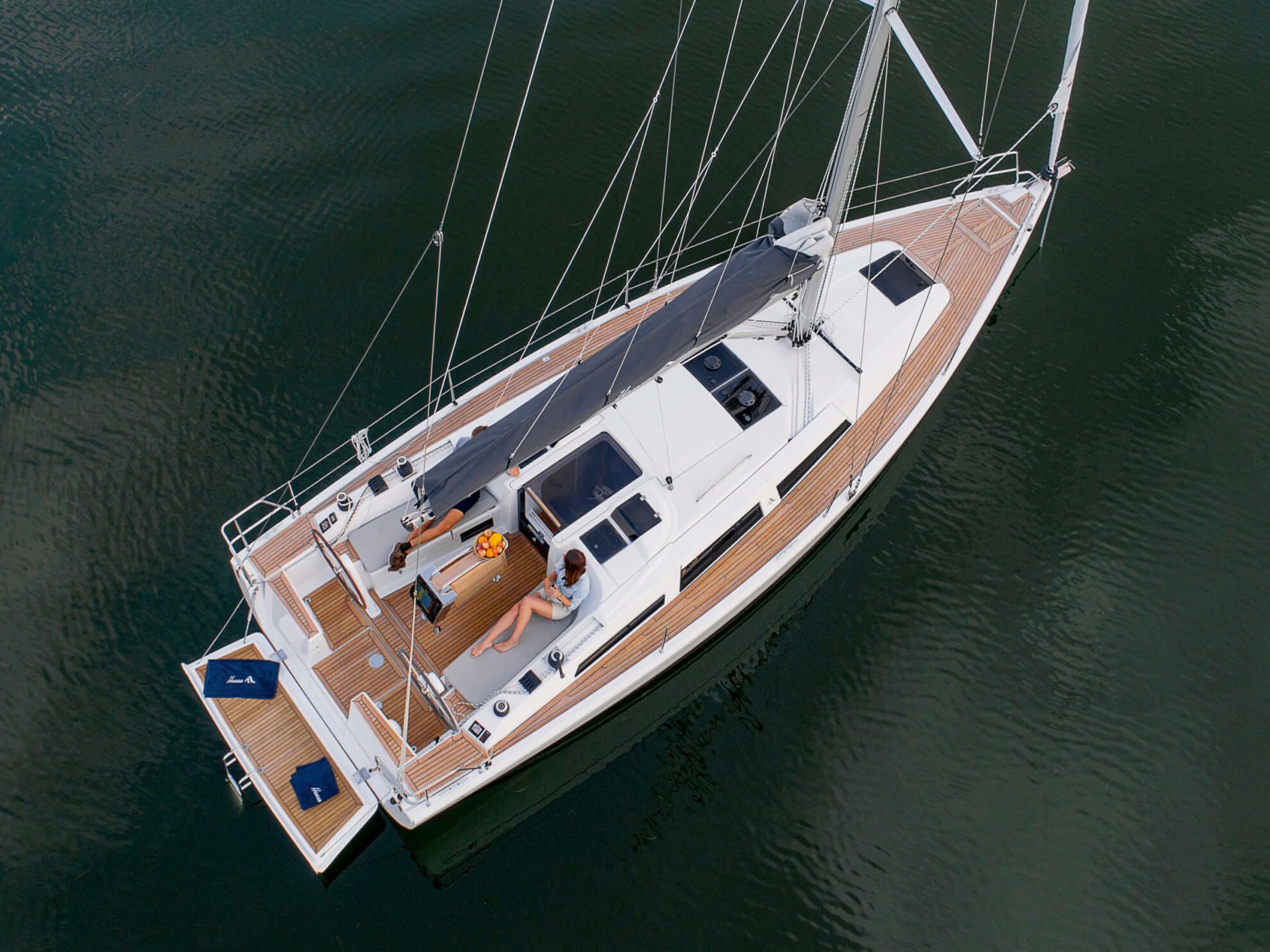 Hanse 348 | Nineteen