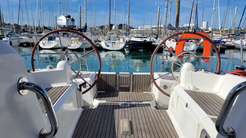 Jeanneau Sun Odyssey 379 | Grenat