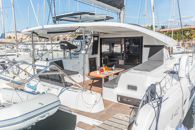 Lagoon 42 | Almalu