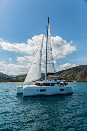Lagoon 42 | Almalu