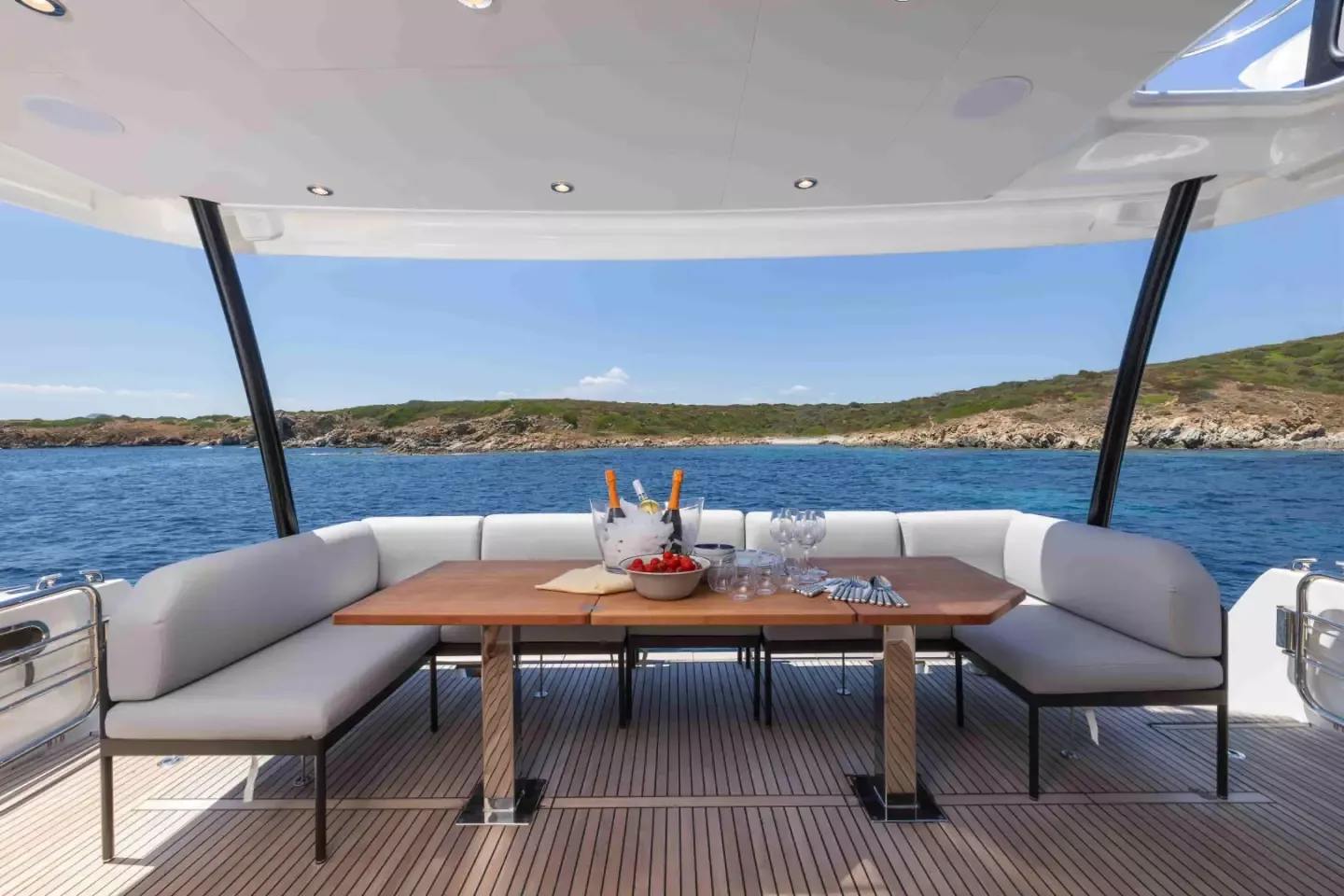 Jeanneau Prestige 48 | Wakawaka