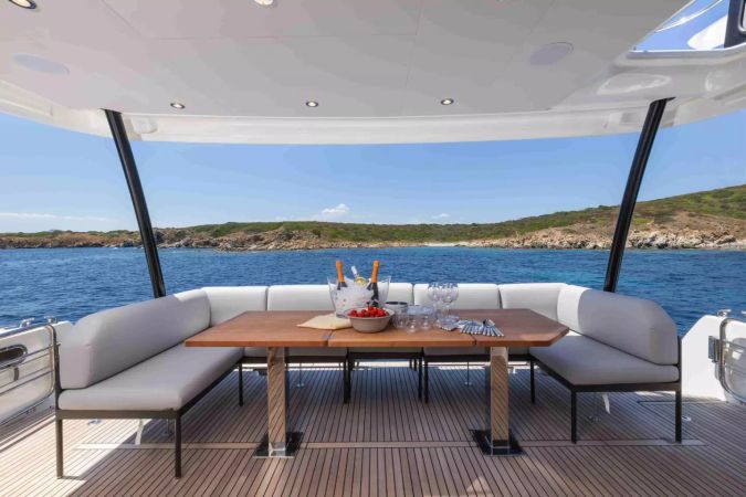 Jeanneau Prestige 48 | Wakawaka