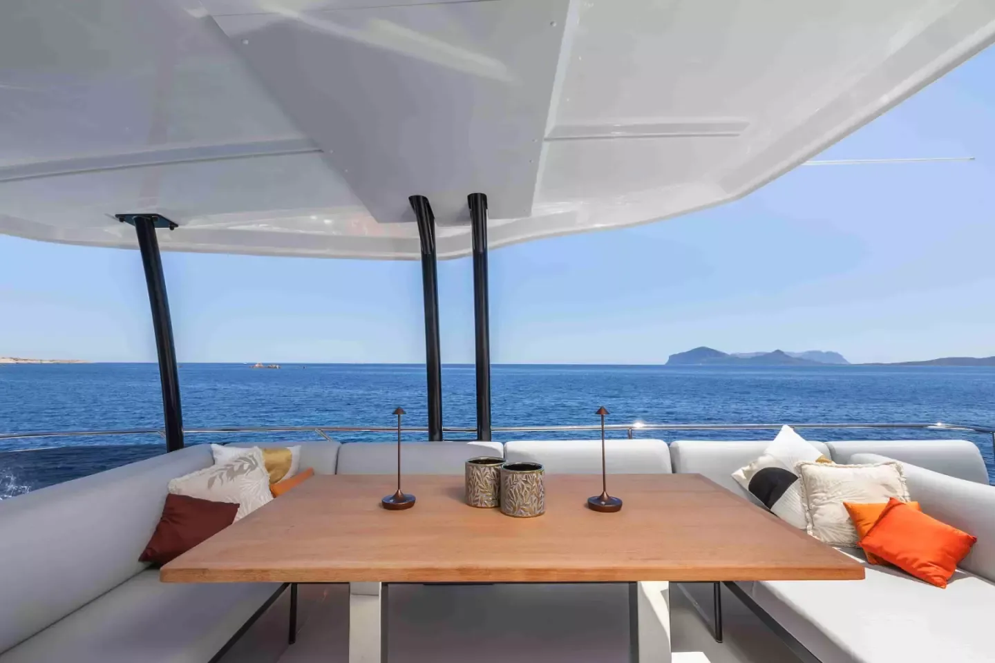 Jeanneau Prestige 48 | Wakawaka