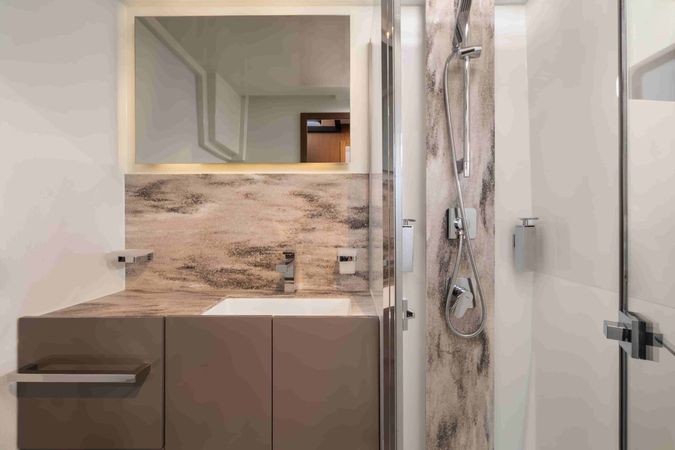 Jeanneau Prestige 48 | Wakawaka