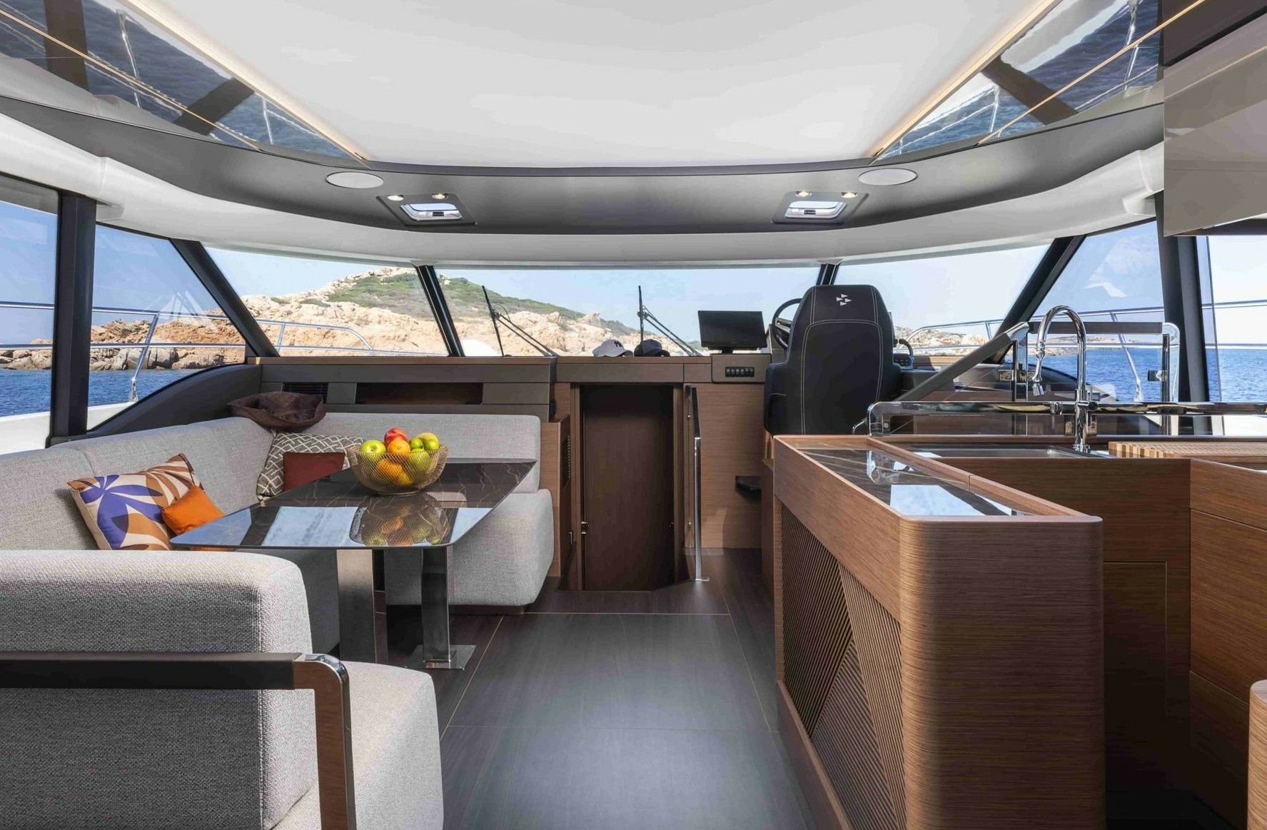 Jeanneau Prestige 48 | Wakawaka