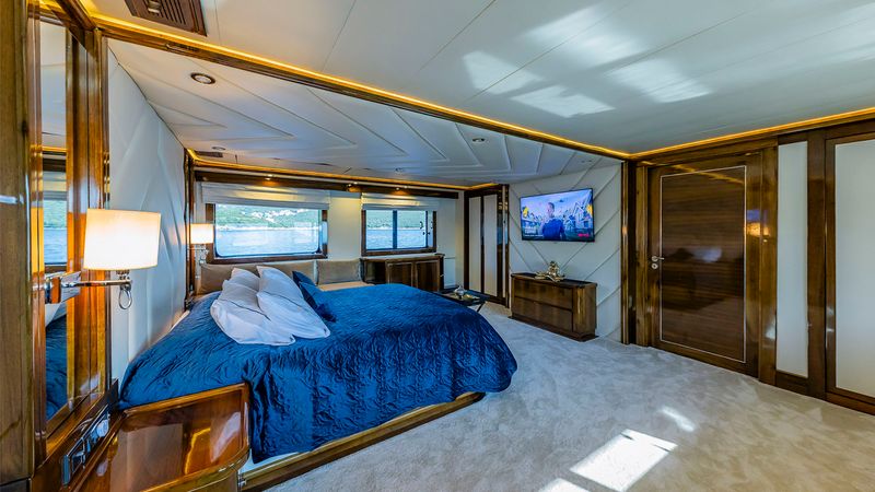 Custom Built 111 | Apna