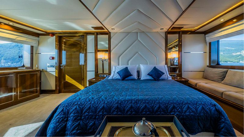 Custom Built 111 | Apna